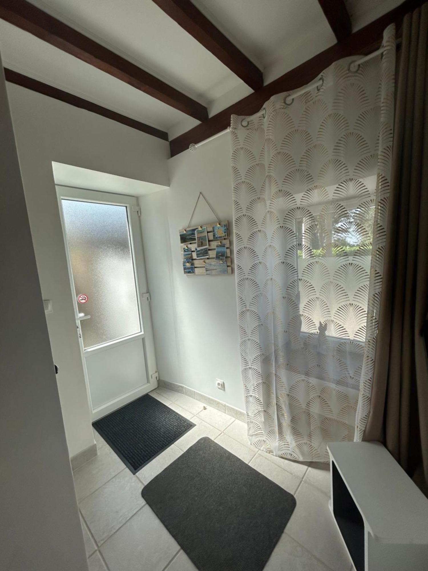 La Maisonnette Les Pieux Esterno foto